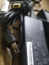 Адаптери живлення Адаптеры питания ^/--/^ Зарядне зарядка Lenovo 20 /--/ V 20 /--/ В з США   (плоский) ^_^^^ Заряднє зарядка Lenovo 20 /--/ V 20 /--/ В з США (плоський) - фото фото фото