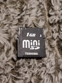 Карти пам'яті Карты памяти ^/--/^ Нерабочая карта памяти 1 гб minisd toshiba mini sd ^_^^^ 1 гб minisd toshiba mini sd - фото фото фото