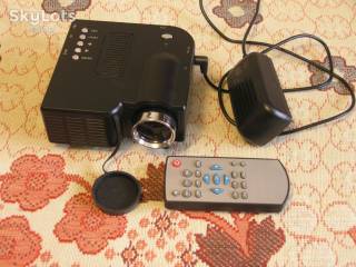 Проектори Проекторы ^/--/^ Китайский LED "проектор" , простигосподи, не могу его так называть без кавычек ^_^^^ Китайський LED " проектор", простигосподи, не можу його так називати без лапок - фото фото фото