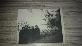 Листи, фото Письма, фото ^/--/^ Фотокарточка 1950-60 Девушки на природе ^_^^^ Фотокартка 1950-60 Дівчата на природі - фото фото фото