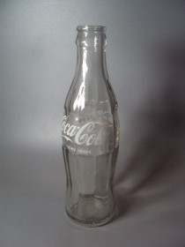 Пляшки Бутылки ^/--/^ Бутылка Coca Cola torv vedve 0,2 л Венгрия винтаж 1980-е №10114 ^_^^^ Пляшка Coca Cola torv vedve 0,2 л Угорщина вінтаж 1980-і No /--/ 10114 - фото фото фото