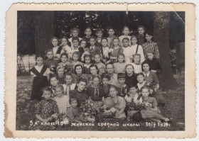 Листи, фото Письма, фото ^/--/^ Жизнь в СССР Дети Женский класс Школа Мода ретро фото  (12 х 18) Р /--/ 9 ^_^^^ Жіночий клас Школа Мода ретро фото (12 х 18) Р /--/ 9 - фото фото фото
