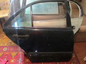 Двері та дах Двери и крыши ^/--/^ Дверь задняя правая Mercedes W /--/ 210 E-class 95-02 ^_^^^ Двері задня права Mercedes W /--/ 210 E-class 95-02 - фото фото фото