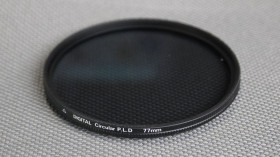 Світлофільтри Светофильтры ^/--/^ Quantaray Digital Circular PLD Slim 77 /--/ мм. циркуляционный поляризационный светофильтр 100% оригинал Японія Вживане ^_^^^ Quantaray Digital Circular PLD Slim 77 /--/ мм. циркуляционный поляризационный светофильтр 100% оригинал Япония - фото фото фото