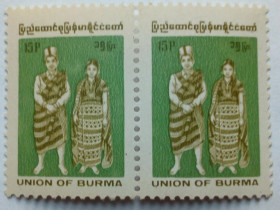 М'янма Мьянма ^/--/^ Бирма 1974 Национальные костюмы, сцепка, MNH  (редкие) ^_^^^ Бірма 1974 Національні костюми, зчіпка, MNH (рідкісні) - фото фото фото