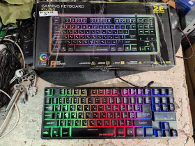 Клавіатури Клавиатуры ^/--/^ Игровая клавиатура с подсветкой RGB 2 /--/ E Gaming KG /--/ 290 2 /--/ E-KG /--/ 290 /--/ UB USB № 24111209 ^_^^^ Ігрова клавіатура з підсвічуванням RGB 2 /--/ E Gaming KG /--/ 290 2 /--/ E-KG /--/ 290 /--/ UB USB No 24111209 - фото фото фото