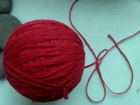 Пряжа Пряжа ^/--/^ Пряжа нитки  красивый красный  цвет,  100% MERINO WOOL  Шерсть  Вес 90 гр ^_^^^ Пряжа нитки красивий червоний колір, 100% MERINO WOOL Шерсть Вес 90 гр - фото фото фото