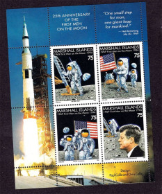 Освоєння космосу Освоение космоса ^/--/^ Космос . Маршаллы  1994 г  MNH  блок - первый человек на Луне ^_^^^ Маршалли 1994 MNH блок - перша людина на Місяці - фото фото фото