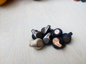 Bluetooth гарнітури Bluetooth гарнитуры ^/--/^ Навушники  Jabra Elite 65 /--/ t, active 65 /--/ t одним лотом ^_^^^ Наушники Jabra Elite 65 /--/ t, active 65 /--/ t одним лотом - фото фото фото