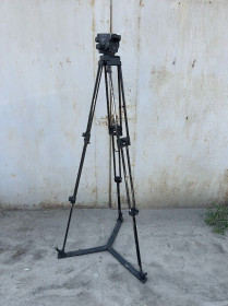 Sony Sony ^/--/^ Профессиональный штатив Vinten v /--/ 4018-2004 № 250508301 ^_^^^ Професійний штатів Vinten v /--/ 4018-2004 No 250508301 - фото фото фото