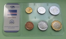 Кабо-Верде Кабо-Верде ^/--/^ Набор монет КАБО-ВЕРДЕ з серии Das Geld Der Welt блистер запайка пластик набір ^_^^^ Набор монет КАБУ-ВЕРДЕ из серии Das Geld Der Welt блистер запайка пластик набор - фото фото фото