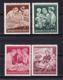 Третій Рейх (-) Третий Рейх (-) ^/--/^ Германия   Рейх  1944 г MNH дети ^_^^^ Німеччина Рейх 1944 MNH діти - фото фото фото