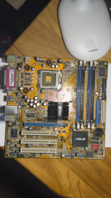 Комплекти для апгрейда Комплекты для апгрейда ^/--/^ ASUS P /--/ 5 /--/ GL-MX + Celeron D + DDR 512 МБ + кулер — реліквії з епохи долара по 5,40 ^_^^^ ASUS P /--/ 5 /--/ GL-MX + Celeron D + DDR 512 МБ + кулер — реликвии доллара по 4,50 - фото фото фото