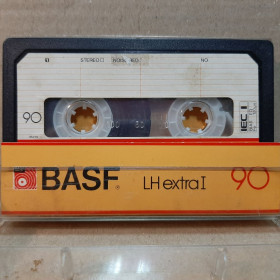 Касети Кассеты ^/--/^ Кассета  BASF  б/у ^_^^^ Кассета BASF б/у - фото фото фото