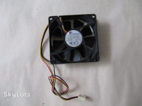 Системи охолодження Системы охлаждения ^/--/^ Thermal Control DF /--/ 0802512 /--/ SELN 80 /--/ мм, 3-pin - фото фото фото