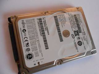Жорсткі диски Жесткие диски ^/--/^ Fujitsu MHZ /--/ 2320 /--/ BH-G /--/ 2 320 /--/ GB 5400 RPM 8 /--/ MB Cache SATA 3.0 /--/ Gbs - фото фото фото