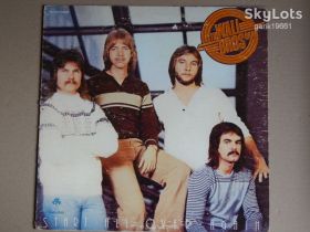Платівки Пластинки ^/--/^ Wall Bros. Band ‎– Start All Over Again   (Greentree Records ‎– R-3485, US) EX/EX+ ^_^^^ Wall Bros. Band – Start All Over Again (Greentree Records – R-3485, US) EX/EX+ - фото фото фото