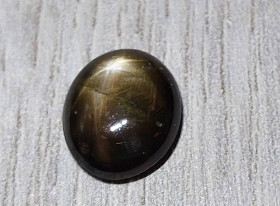 Сапфір Сапфир ^/--/^ Звездчатый сапфир   3.1  Ct    10.6 x 8.7 x 2.8 mm ^_^^^ Зірковий сапфір 3.1 Ct 10.6 x 8.7 x 2.8 mm - фото фото фото