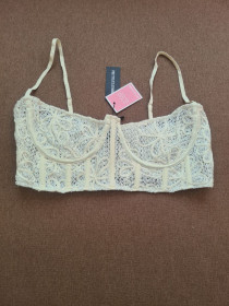 Топи Топы ^/--/^ M-L PLT Prettylittlething бренд оригінал ажурний мереживний стильний топ ^_^^^ M-L PLT Prettylittlething бренд оригинал ажурный сетевой стильный топ - фото фото фото