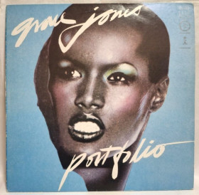 Платівки Пластинки ^/--/^ Grace Jones - Portfolio - 1977.  (LP). 12. Vinyl. Пластинка. Italy. ^_^^^ Grace Jones - Portfolio - 1977. 12.Vinyl. Пластинка. Italy. - фото фото фото