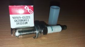 Свічки запалювання Свечи зажигания ^/--/^ Свеча зажигания Denso Iridium SK /--/ 20 /--/ BGR /--/ 11 ^_^^^ Свічка запалювання Denso Iridium SK /--/ 20 /--/ BGR /--/ 11 - фото фото фото
