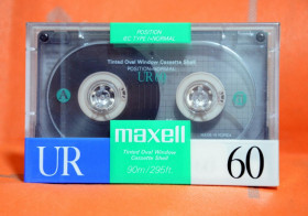Касети Кассеты ^/--/^ Аудио кассета Maxell UR 60 Корея 1988 TYPE I  запечатана ^_^^^ Аудіо касету Maxell UR 60 Корея 1988 TYPE I запечатана - фото фото фото