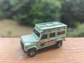 Інше Другое ^/--/^ * Matchbox Land Rover Defender 110 - лесная охрана - патруль ^_^^^ Matchbox Land Rover Defender 110 - лісова охорона - патруль - фото фото фото