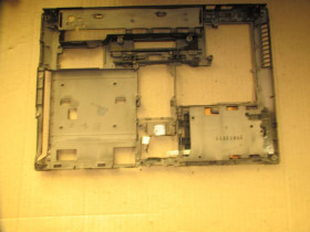 Корпуса Корпуса ^/--/^ корпус ноутбука HP Elitebook 8460 /--/ p 8470 /--/ p - поддон        (685997-001) ^_^^^ корпус ноутбука HP Elitebook 8460 /--/ p 8470 /--/ p - піддон (685997-001) - фото фото фото