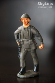 Фігурки, солдатики Фигурки, солдатики ^/--/^ солдат армии ГДР 70 - 75 /--/ мм резина ^_^^^ солдат армії НДР 70 - 75 /--/ мм гума - фото фото фото