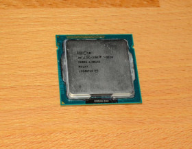 Процесори Процессоры ^/--/^ Процесор Intel Core i /--/ 3-3220 3.3 /--/ GHz 1155 ^_^^^ Процессор Intel Core i /--/ 3-3220 3.3 /--/ GHz 1155 - фото фото фото