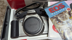 Canon Canon ^/--/^ Canon EOS 3000 /--/ N Робочий    Зеркальний фотоапарат в рідній коробці  Від 1 грн ^_^^^ Canon EOS 3000 /--/ N Рабочий Зеркальный фотоаппарат в родной коробке От 1 грн - фото фото фото