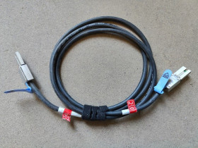 Шлейфи, перехідники Шлейфы, переходники ^/--/^ Серверный кабель Foxconn E /--/ 124936-D 1 /--/ M SAS 4 /--/ x 8 /--/ Pairs 26 /--/ AWG Cable № 252105104 ^_^^^ Серверний кабель Foxconn E /--/ 124936-D 1 /--/ M SAS 4 /--/ x 8 /--/ Pairs 26 /--/ AWG Cable No 252105104 - фото фото фото
