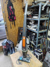 Пилососи Пылесосы ^/--/^ Аккумуляторный пылесос Electrolux ZB 5022 № 26220429 ^_^^^ Акумуляторний пилосос Electrolux ZB 5022 No 26220429 - фото фото фото