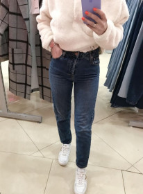 Жіночі Женские ^/--/^ Джинси Mom. Stradivarius. Котон. Якісні. 34 розмір. ^_^^^ Джинсы Mom. Stradivarius. Котон. Качественные. 34 размера. - фото фото фото