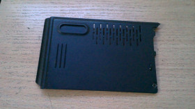 Корпуса Корпуса ^/--/^ 1933 - Сервісна кришка HDD ASUS F /--/ 83 /--/ V ^_^^^ 1933 — Сервисная крышка HDD ASUS F /--/ 83 /--/ V - фото фото фото