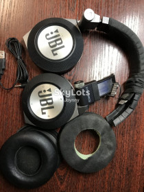 Bluetooth гарнітури Bluetooth гарнитуры ^/--/^ Bluetooth навушники JBL E /--/ 50 /--/ BT справні запчастини. ^_^^^ Bluetooth наушники JBL E /--/ 50 /--/ BT исправные запчасти. - фото фото фото