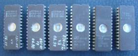 Мікросхеми Микросхемы ^/--/^ Мікросхеми ПЗУ EPROM D /--/ 2764 /--/ A M /--/ 2764 /--/ AFI ^_^^^ Микросхемы ПЗУ EPROM D /--/ 2764 /--/ A M /--/ 2764 /--/ AFI - фото фото фото