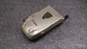 Samsung Samsung ^/--/^ Ретро Samsung 8500 2000 /--/ р аккумулятор ще живий  (255) ^_^^^ Ретро Samsung 8500 2000 /--/ г аккумулятор еще жив (255) - фото фото фото