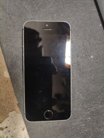 Apple iPhone Apple iPhone ^/--/^ Мобильный телефон Apple iPhone SE 32 /--/ Gb A /--/ 1723 № 25030706 ^_^^^ Мобільний телефон Apple iPhone SE 32 /--/ Gb A /--/ 1723 No 25030706 - фото фото фото