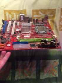Материнські плати Материнские платы ^/--/^ Материнская Плата Msi ms-7366 ver /--/ 2.2 +intel core 2 /--/ duo ^_^^^ Плата Msi ms-7366 ver /--/ 2.2 +intel core 2 /--/ duo - фото фото фото