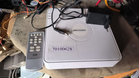 DVR-реєстратори DVR-регистраторы ^/--/^ Відеореєстратор HIKVISION DS-7104 /--/ HWi-SH ^_^^^ Видеорегистратор HIKVISION DS-7104 /--/ HWi-SH - фото фото фото