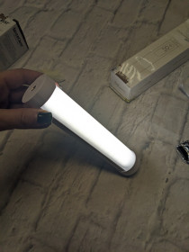 Лампи, лампочки Лампы, лампочки ^/--/^ 5390 портативна світлодіодна RGB-лампа LUXCEO P /--/ 100  (ручний світлодіодний жезл) ^_^^^ 5390 портативная светодиодная RGB-лампа LUXCEO P /--/ 100 (ручной светодиодный жезл) - фото фото фото