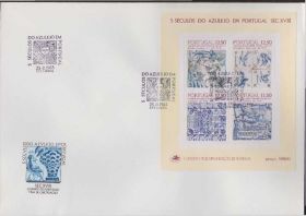 Португалія Португалия ^/--/^ Португалия 1983 ИСКУССТВО AZULEJOS РОСПИСЬ КЕРАМИКА МОЗАИКА УЗОРЫ КАРТИНЫ ЖИВОПИСЬ КПД Bl.42 EUR 17.-!!! ^_^^^ Португалія 1983 Мистецтво AZULEJOS РОЗСПИС КЕРАМІКА МОЗАЇКА УЗОРИ КАРТИНИ ЖИВОПИС КПД Bl.42 EUR 17.-! ! - фото фото фото