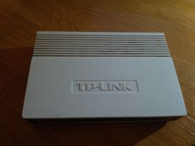 Маршрутизатори Маршрутизаторы ^/--/^ РОУТЕР TP-LINK TL-R /--/ 402 /--/ M. Б/У. НЕРАБОЧИЙ! ^_^^^ РОУТЕР TP-LINK TL-R /--/ 402 /--/ M Б/В. Неробочий! - фото фото фото