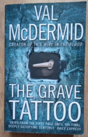 Книги на іноземних мовах Книги на иностранных языках ^/--/^ Grave Tattoo The VAL McDermid English на Английском книга ^_^^^ Grave Tattoo The VAL McDermid English - фото фото фото