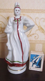 Статуетки, Скульптури, Фігурки, Фарфор Статуэтки, Скульптуры, Фигурки, Фарфор ^/--/^ Девушка, плясунья, барыня ^_^^^ Дівчина, танцю, бариня - фото фото фото