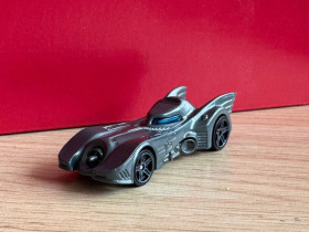 Hot Wheels Hot Wheels ^/--/^ Batmobile HotWheels 2004 рік ^_^^^ Batmobile HotWheels 2004 год - фото фото фото
