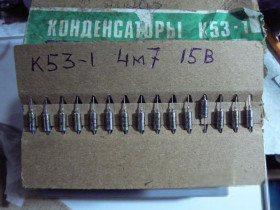 Конденсатори Конденсаторы ^/--/^ Конденсатор танталовый К /--/ 53-1 4,7 /--/ мк 15 /--/ в 86 год.Заводская упаковка.Лот-1 шт.Количество ^_^^^ Конденсатор танталовий К /--/ 53-1 4,7 /--/ мк 15 /--/ в 86 рік.Заводська упаковка.Лот-1 шт. Кількість - фото фото фото