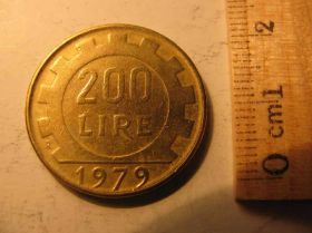 Італія і Ватикан Италия и Ватикан ^/--/^ 200 Лір Лир Італія Италия ITALIANA 1979 рік ^_^^^ 200 Лир Лир Италия ITALIANA 1979 год - фото фото фото