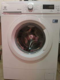 Пральні машини Стиральные машины ^/--/^ Стиральная машинка Electrolux CompactCare, б/у ^_^^^ Стіральна машинка Electrolux CompactCare, б/у - фото фото фото